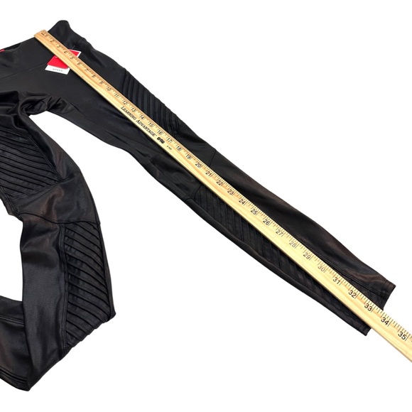 Spanx Women’s Faux Leather Moto Leggings Color: Very Black Size: XS/TP NWT. - Picture 11 of 16